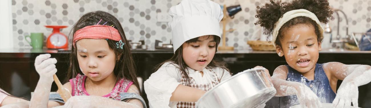 Children in kitchen cooking